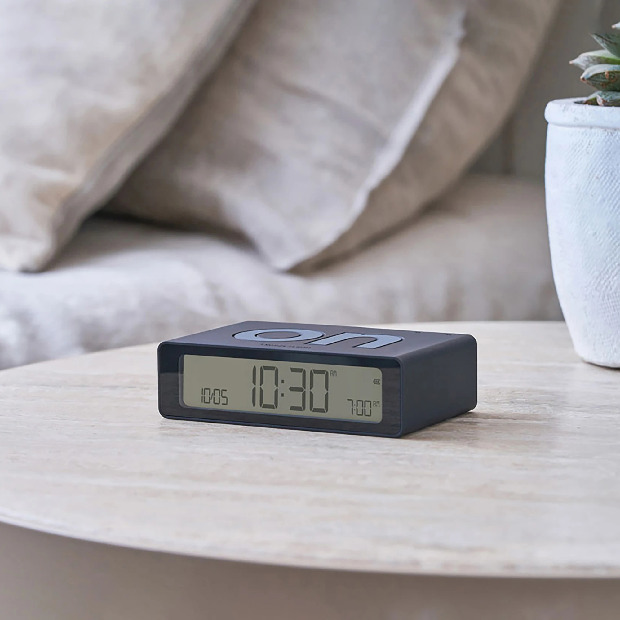 Часы настольные Flip Mini